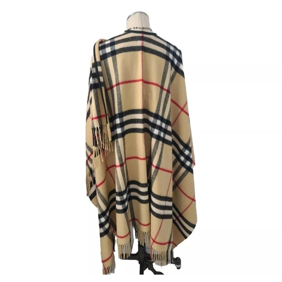 Burberry 100% Lambswool Oversized wrap shawl made in Scotland Retail $1150 - Picture 2 of 10